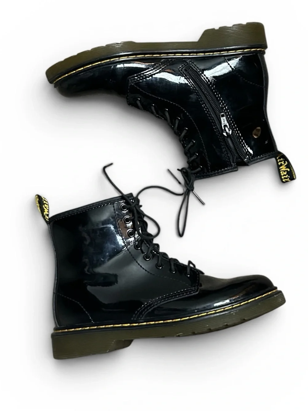 DR. MARTENS JUNIOR 1460 PATENT LEATHER LACE UP BOOTS SIZE 5 BLACK